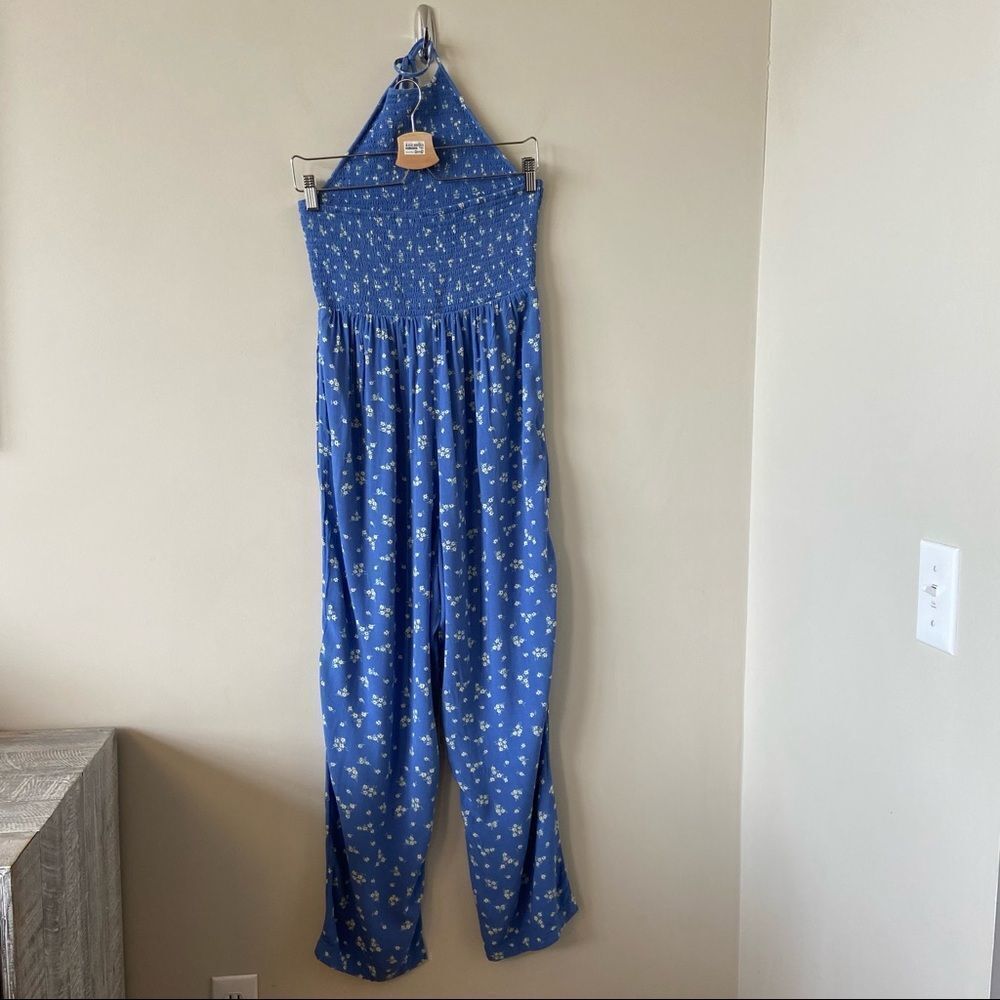 American Eagle-Floral Dainty Printed Halter Jumpsuit (Size:Medium) - Picture 2 of 11